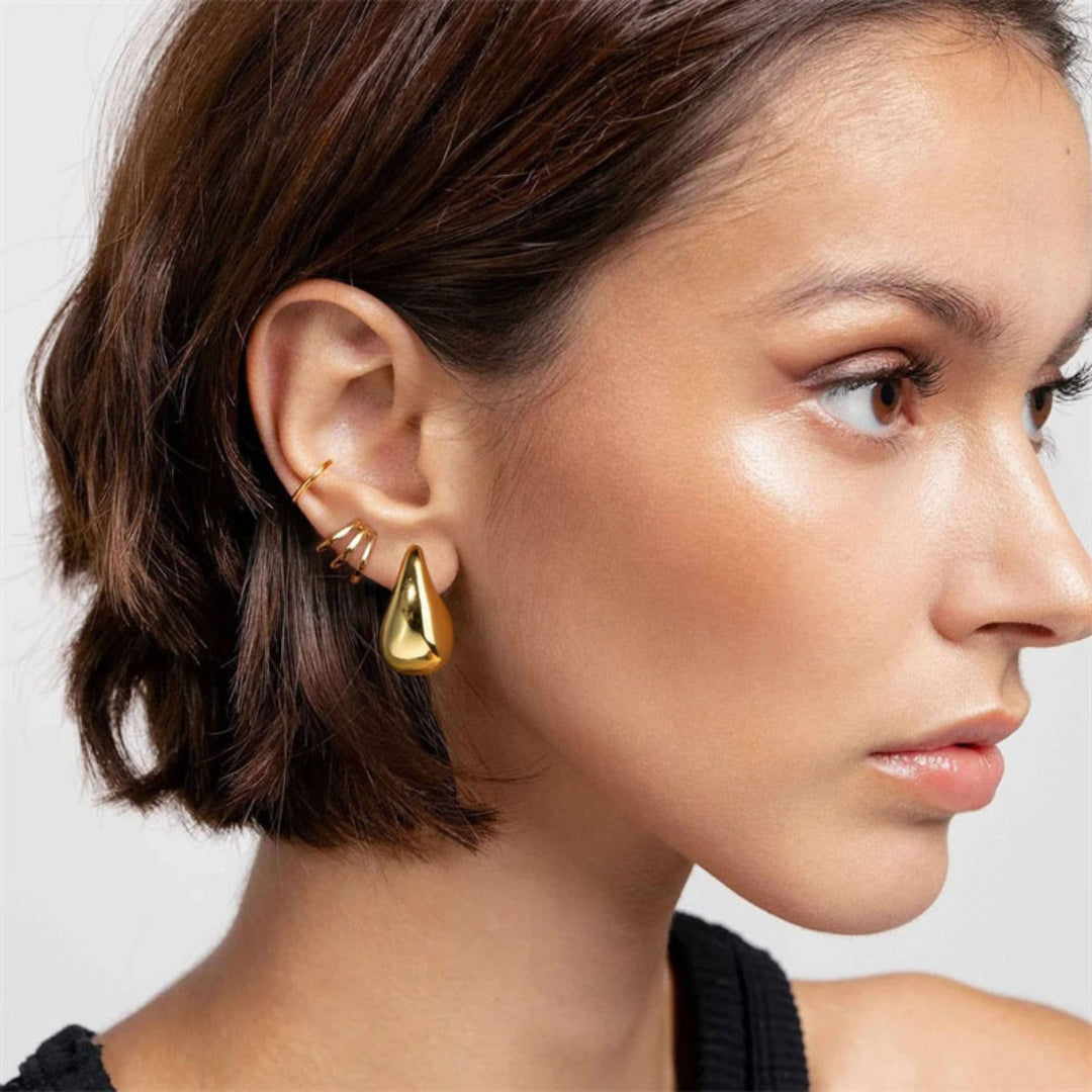 Elara Gold Water Drop Earrings