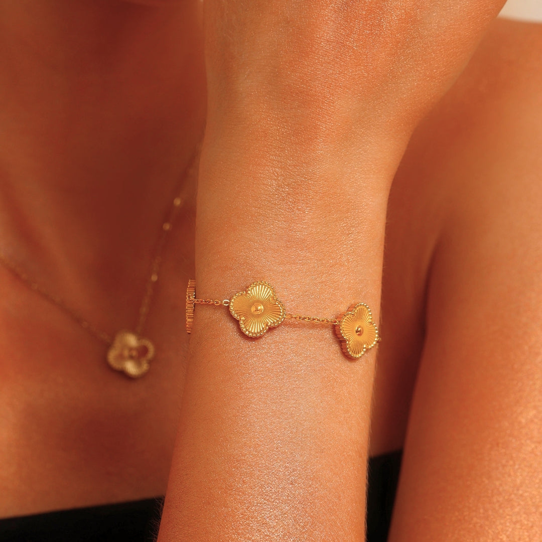 Fortuna Gold Clover Bracelet