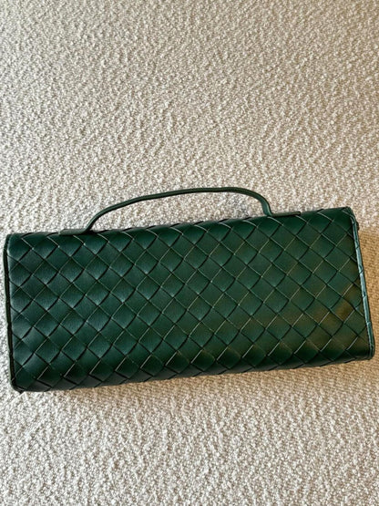 Liana Woven Clutch