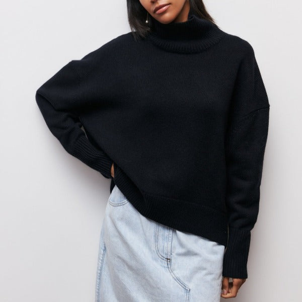 VALENTINA | KNITTED TURTLENECK SWEATER